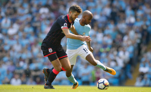 塞纳与麦克 塞纳与麦克